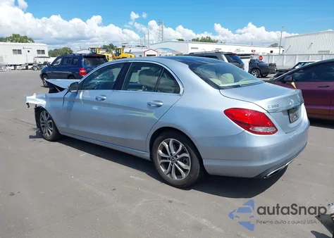 2018 Mercedes-Benz C 300 from USA, damaged, VIN WDDWF4JB0JR339280